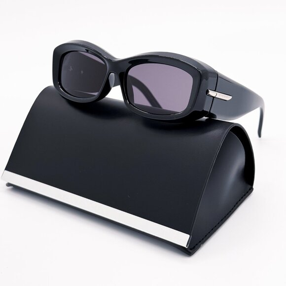 NEW GIVENCHY GV40044U 01A BLACK WOMEN SUNGLASSES GIVENCHY - Picture 3 of 11